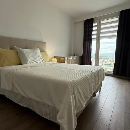 아파트 29th Floor Cevahir Apartment-free Parking-spa Nad Gym-stunning View