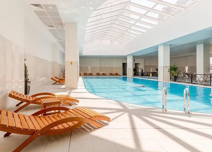 29th Floor Cevahir Apartment-free Parking-spa Nad Gym-stunning View *