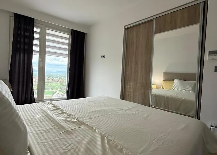 29th Floor Cevahir Apartment-free Parking-spa Nad Gym-stunning View 아파트 스코페